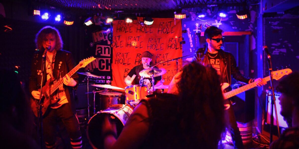 Tom　鴉　深瀬昌久　Rat Hole Gallery Tom 鴉 深瀬昌久 Rat Hole Gallery Rat Hole Gallery - Publisher