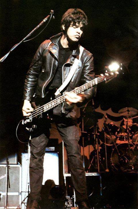 jj-burnel-the-stranglers
