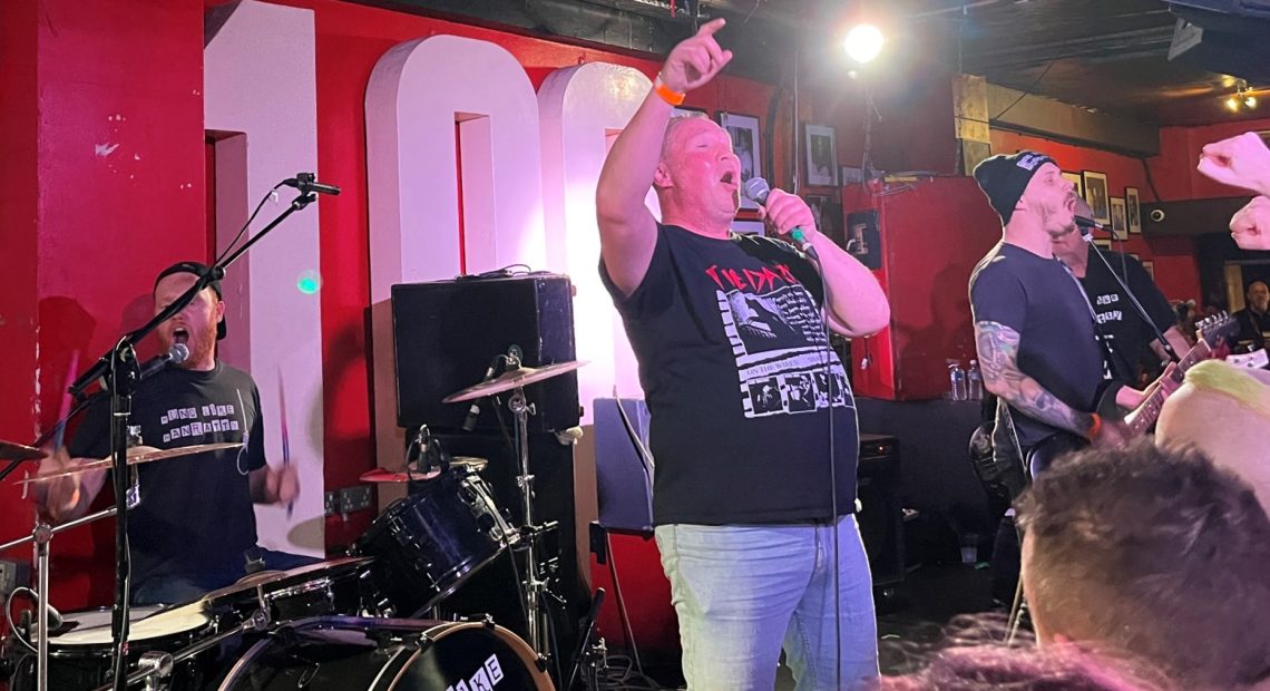 Hung Like Hanratty at 100 Club