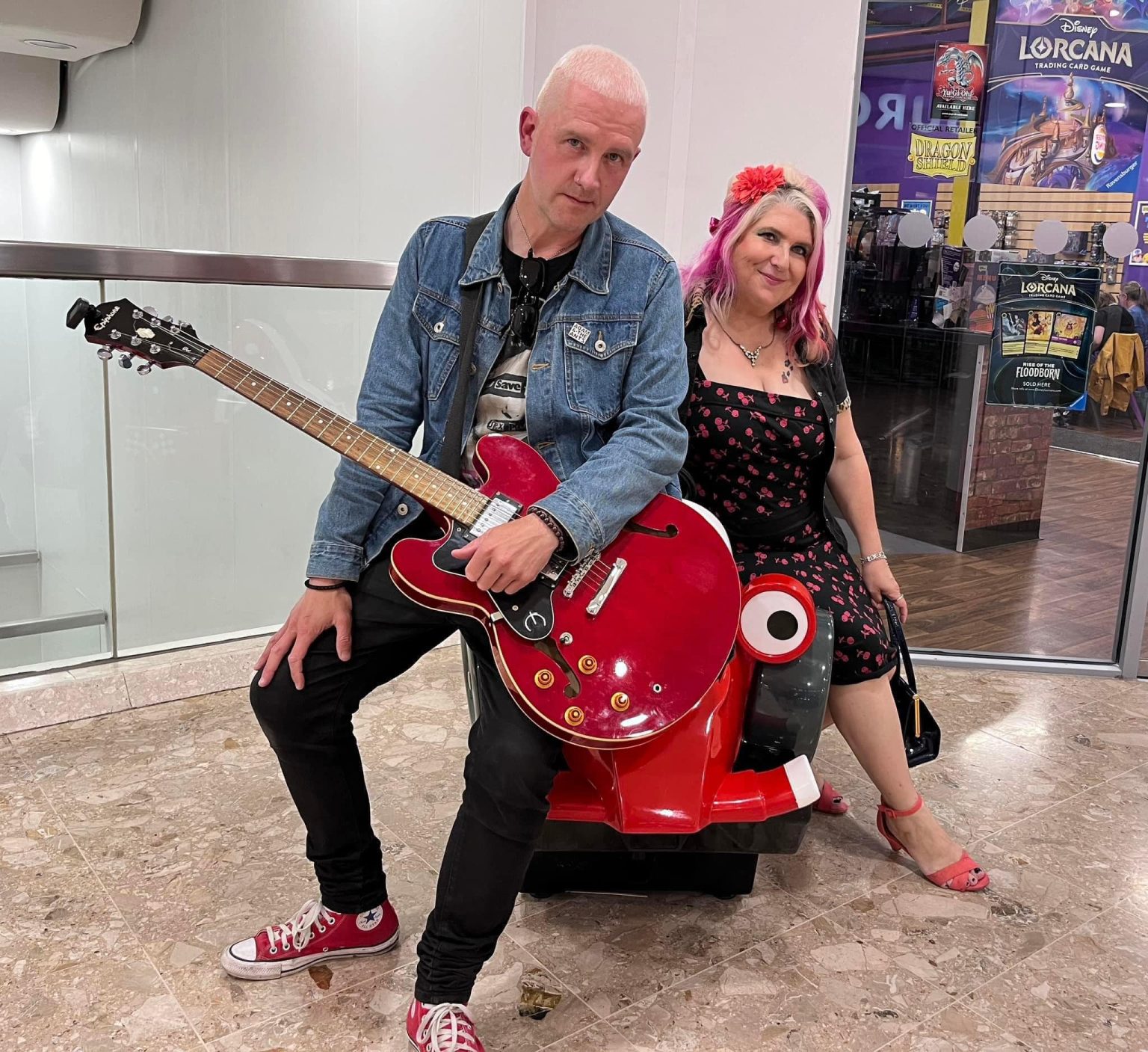 New video and single from Peesh 'The Idiot's Lantern' Punktuation!