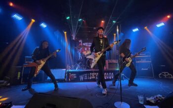 Crymwav - Live photo by Kris Kachikis