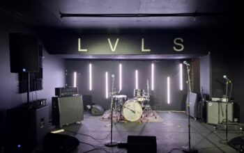 LVLS stage by Hannah