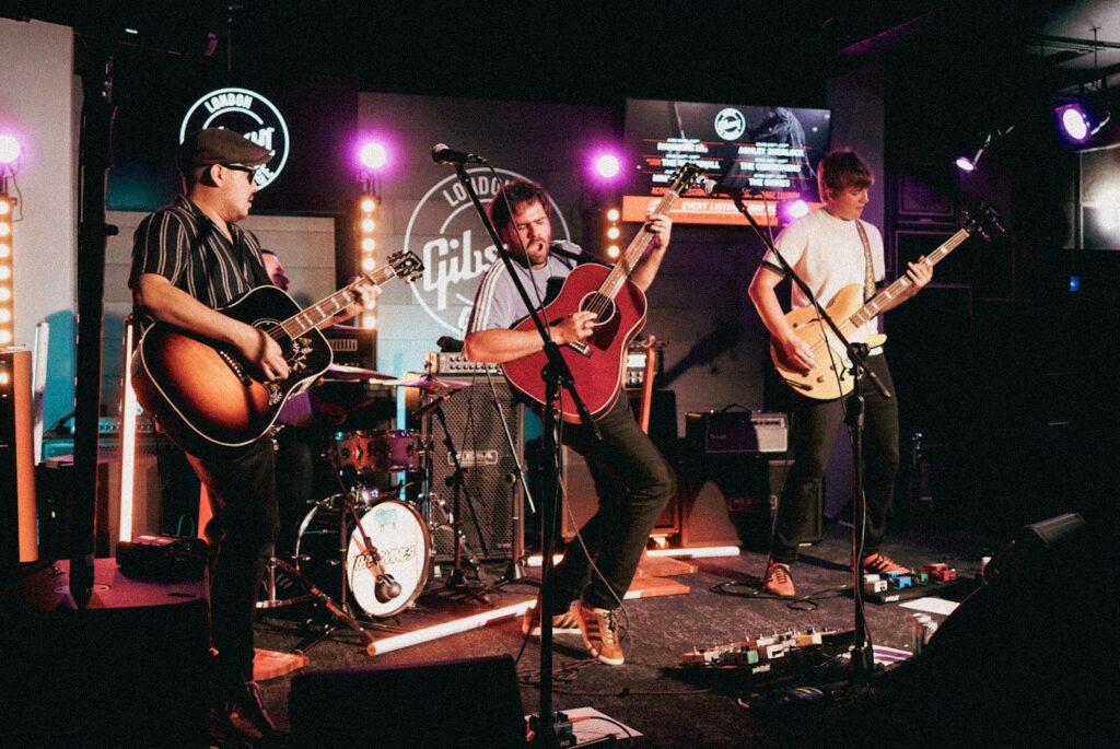 The Ovines - live at Gibson London