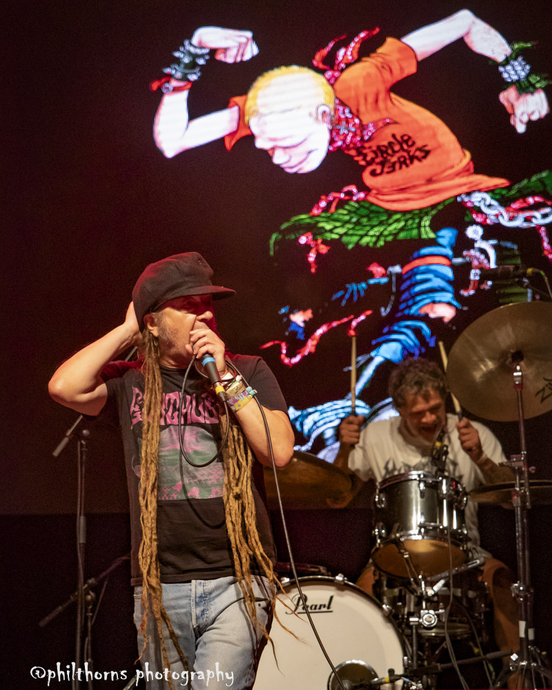 CIRCLE JERKS - photo © Phil Thorns