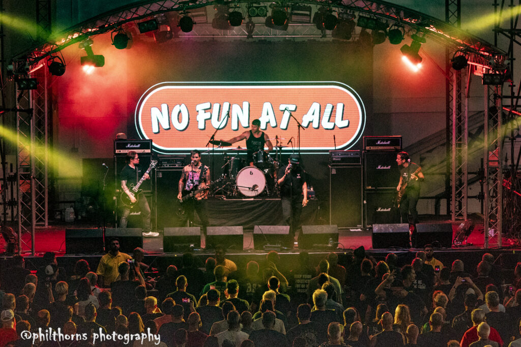 NO FUN AT ALL - photo © Phil Thorns