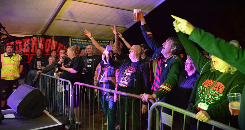 Barrier crowd watching Skids at Undercover Festival 2025