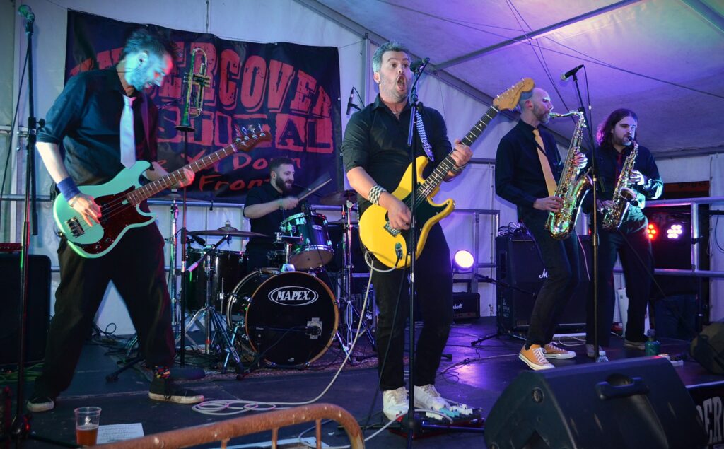 Codename Colin bring their ska beats to the Main stage