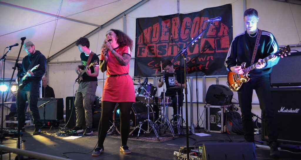 Dakka Skanks on the Main stage
