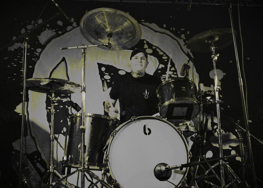 HEED CASE - Mr Dusty - photo by Ruth Rae