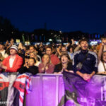 R N R Circus dy 4 crowd