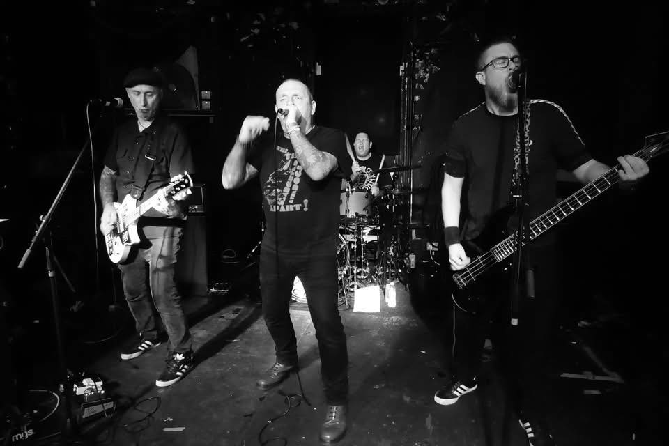 On The Huh - photo by Jon Lubbock