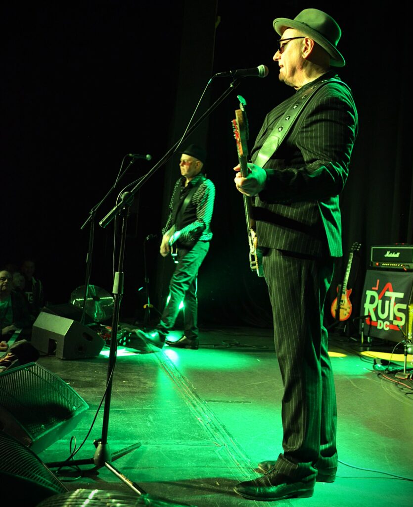 RuTs DC - Segs & Leigh - Esher 2025 - photo © Ruth Rae