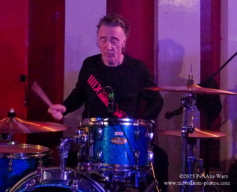 XGENERATIONX - Mark Laff -100 Club Nov 2025 - photo © Per-Åke Wärn