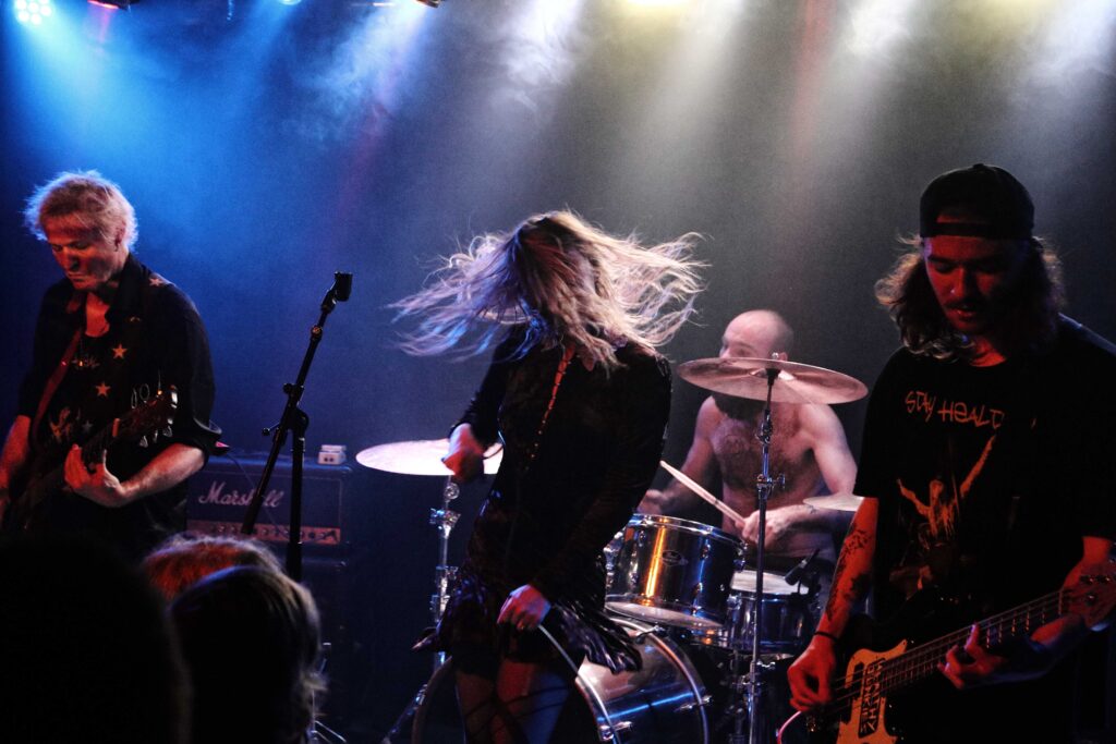 Healthy Junkies VL X-Mess 2025 1 - photo © Ian Ladlow