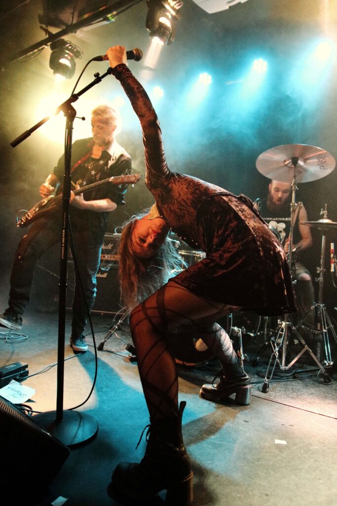 Healthy Junkies - Phil & Nina - VL X-Mess 2025 - photo © Ian Ladlow