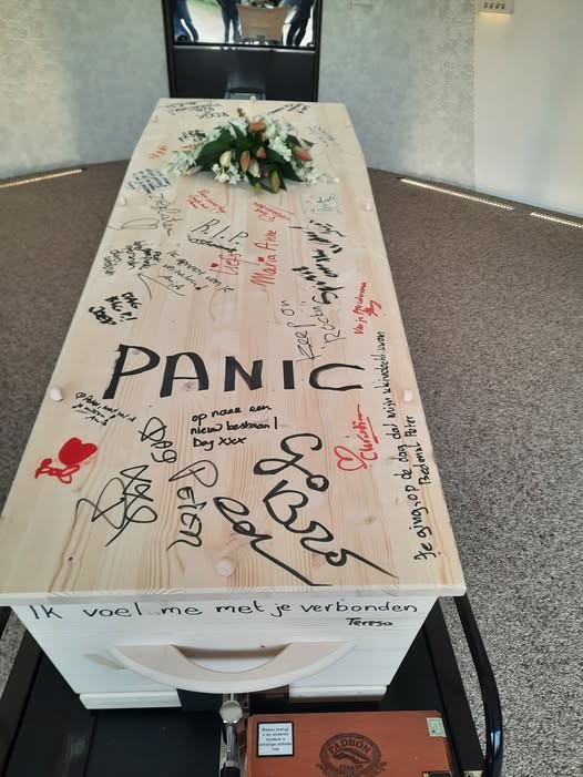 Peter ten Seldam's final resting place - photo by Frank Groeneveld