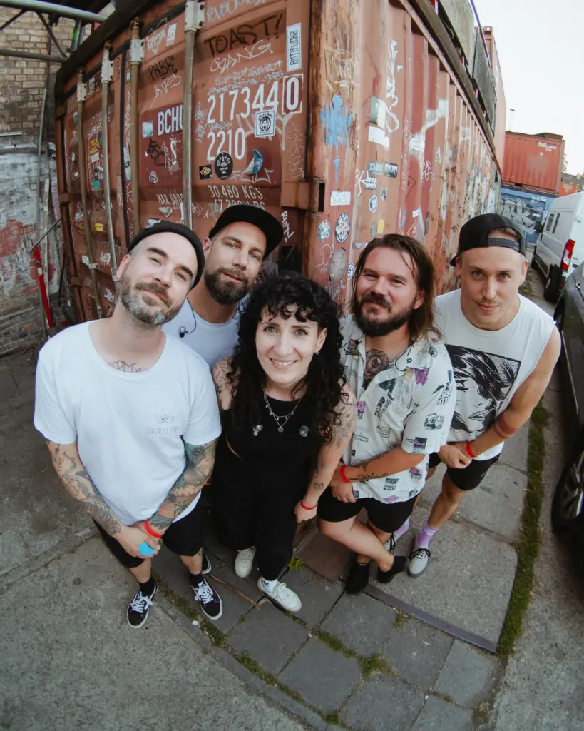 Melonball - photo by Shmagi Liklikadze