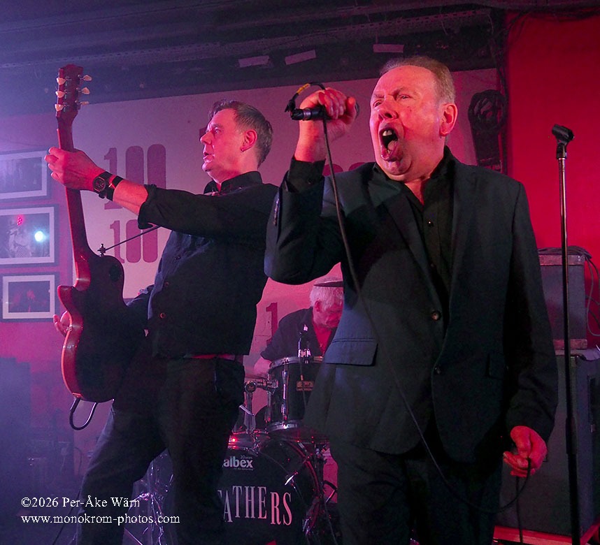 Peter Coyne and Richie Simpson - The Godfathers - photo © Per-Åke Wärn