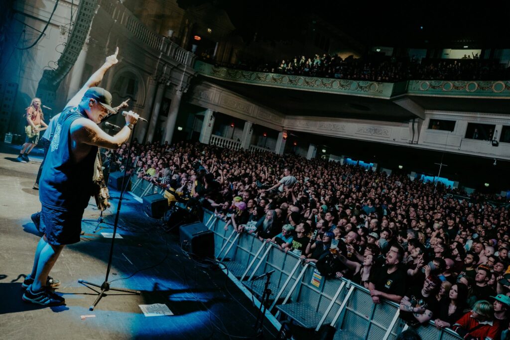Peter JR Wasilewski and crowd - Less Than Jake - Brixton Mar 2026 - photo by Gavin Smith