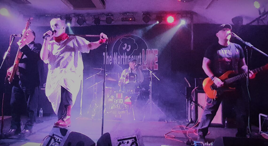 Urban Commandoes main - photo by Avril Coelho