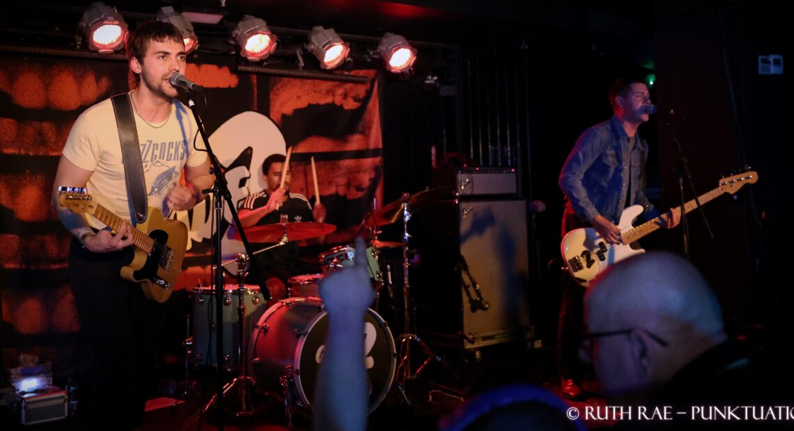 Grade 2 main - photo © Ruth Rae