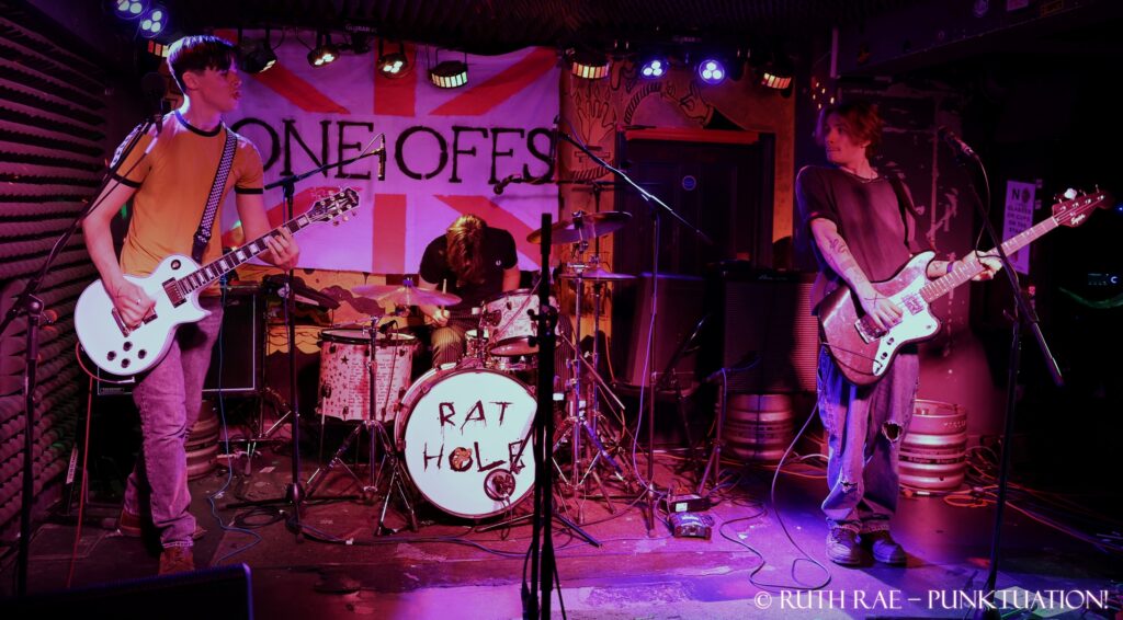 One Offs - London 18.4.26 - photo © Ruth Rae