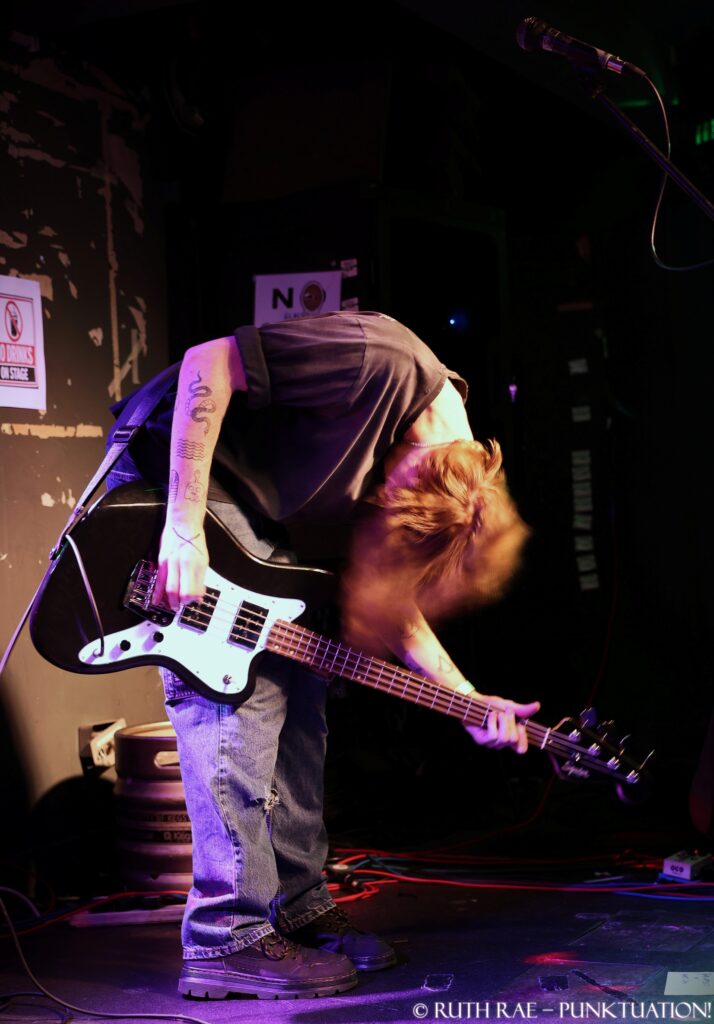 One Offs bass London 18.4.26 - photo © Ruth Rae