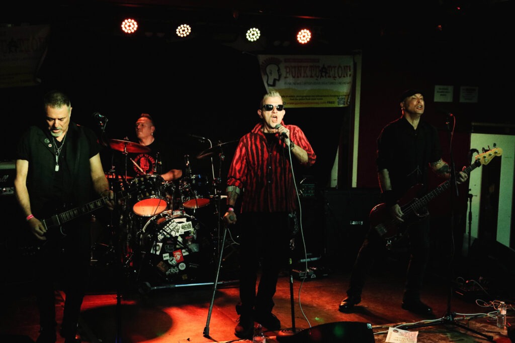 Public Service Announcement - photo by Ian Ladlow