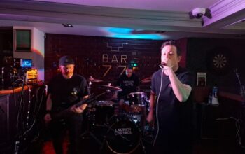 Punk Rock Outlook 6 main - Launch Control - photo by Hannah Calver