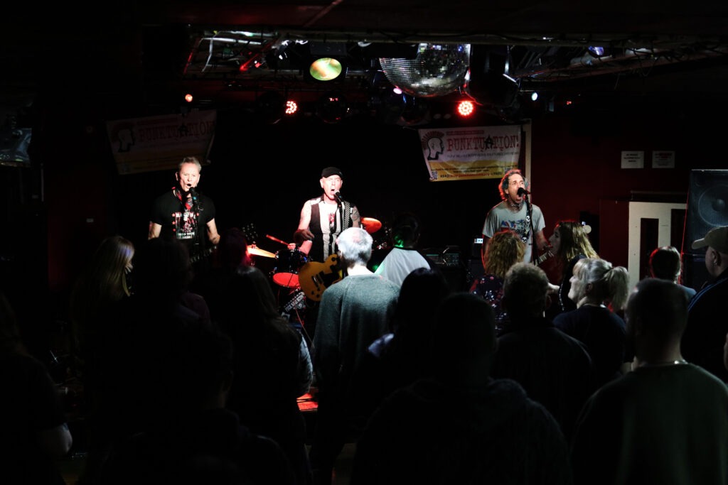 Rage DC main - photo by Ian Ladlow