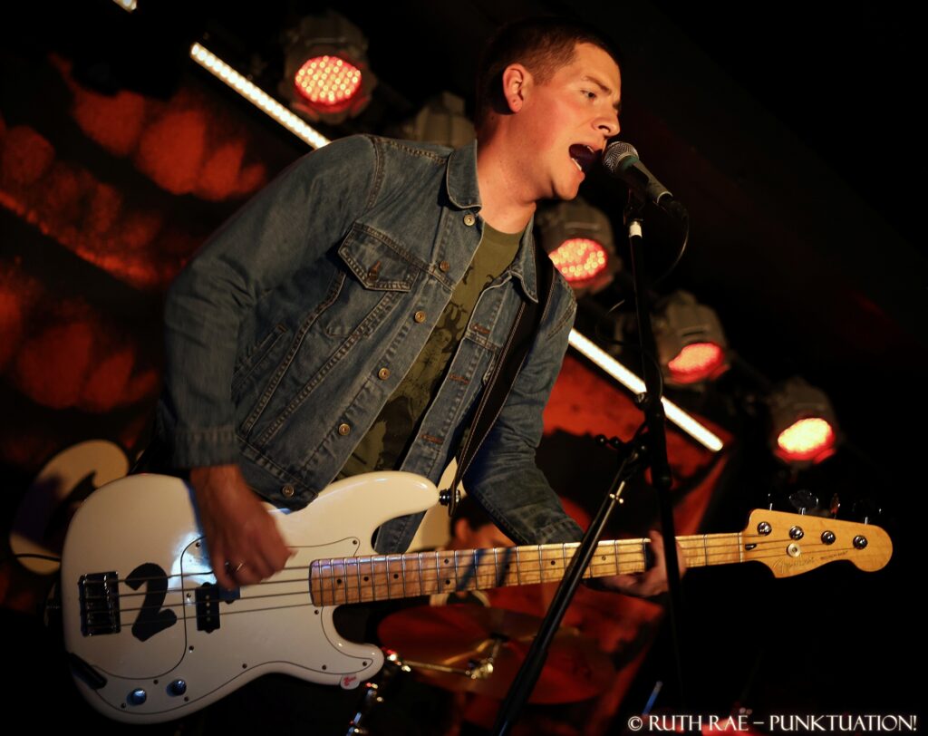 Sid - Grade 2 - photo © Ruth Rae