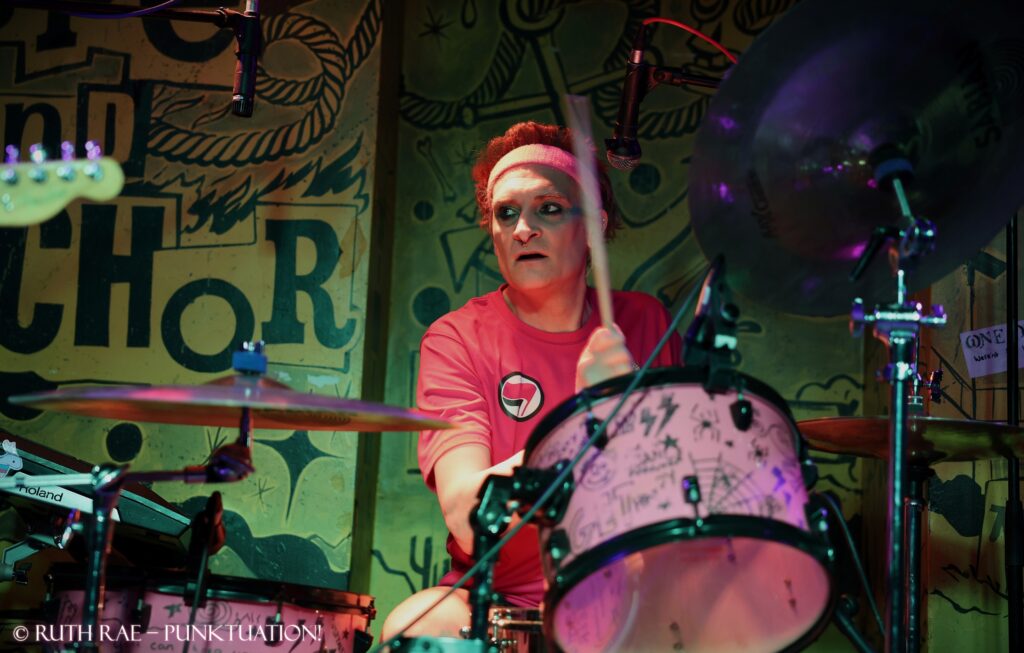 Wokerati Party - Tee - London 18.4.26 - photo © Ruth Rae