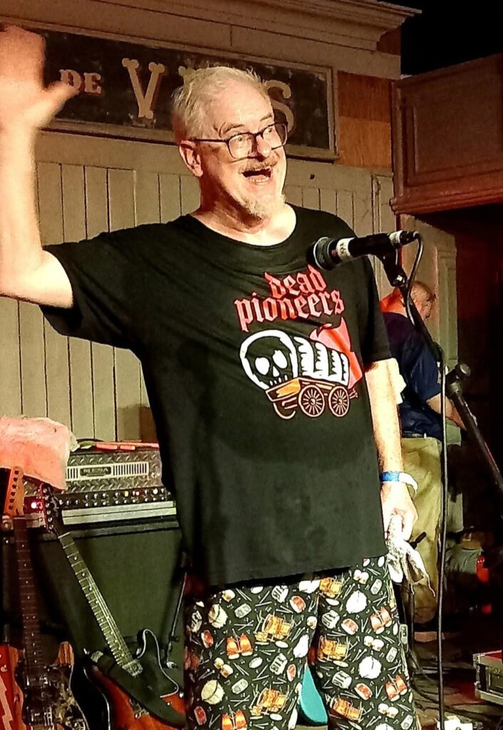 Dead Bob - John Wright waves goodbye - photo by Sonny Tyler