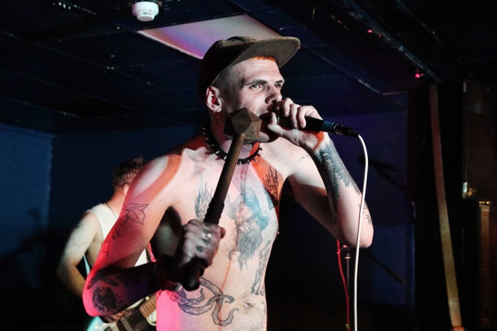 Skinhawk - photo © Ian Ladlow