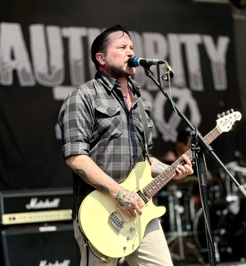 Authority Zero - Eric Walsh - Guitar. - photo © Florian Reith