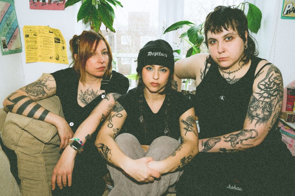 Shooting Daggers band 2026 - photo by Levi Ocean