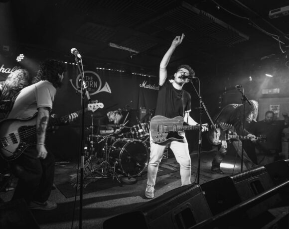 Vigilantes Live