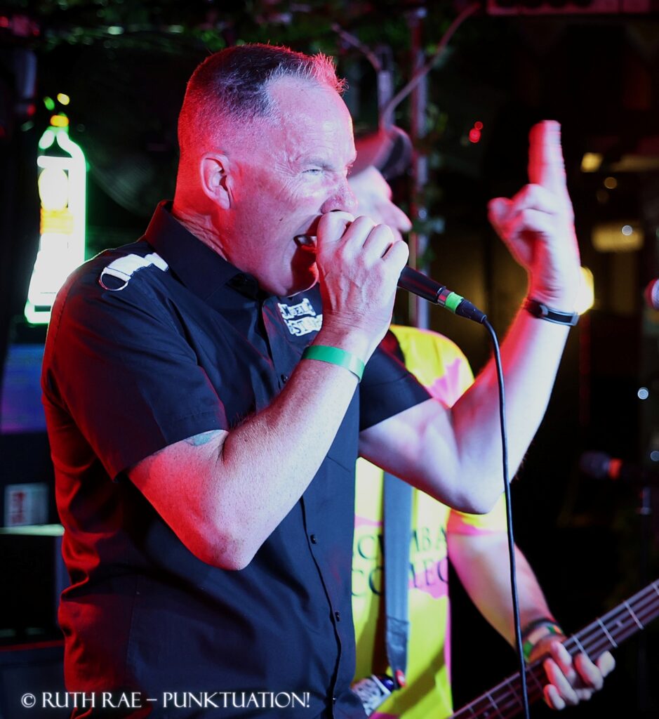 16 Guns - Tom - photo © Ruth Rae