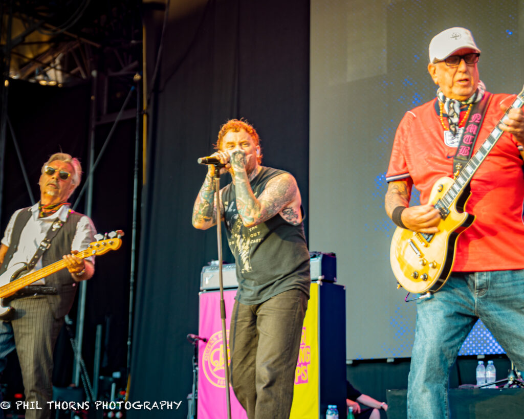 Sex Pistols front row - photo © Phil Thorns