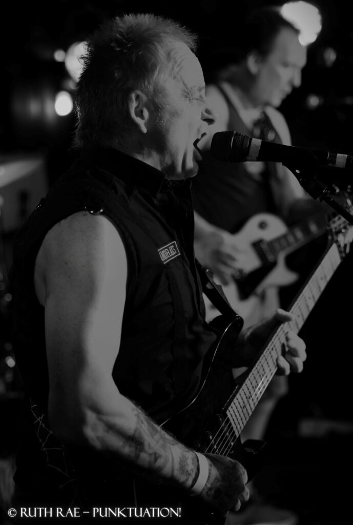 The Anoraks - Rob - photo © Ruth Rae