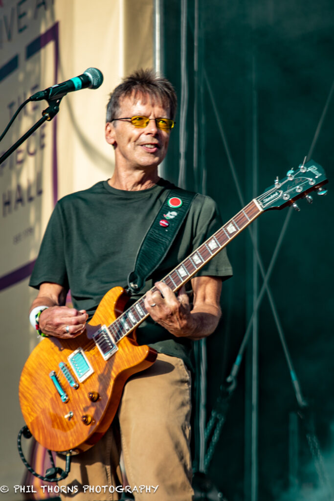 The Undertones - Damian - photo © Phil Thorns