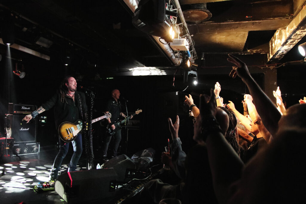 The Wildhearts crowd - Sub 89 - photo © Ian Ladlow