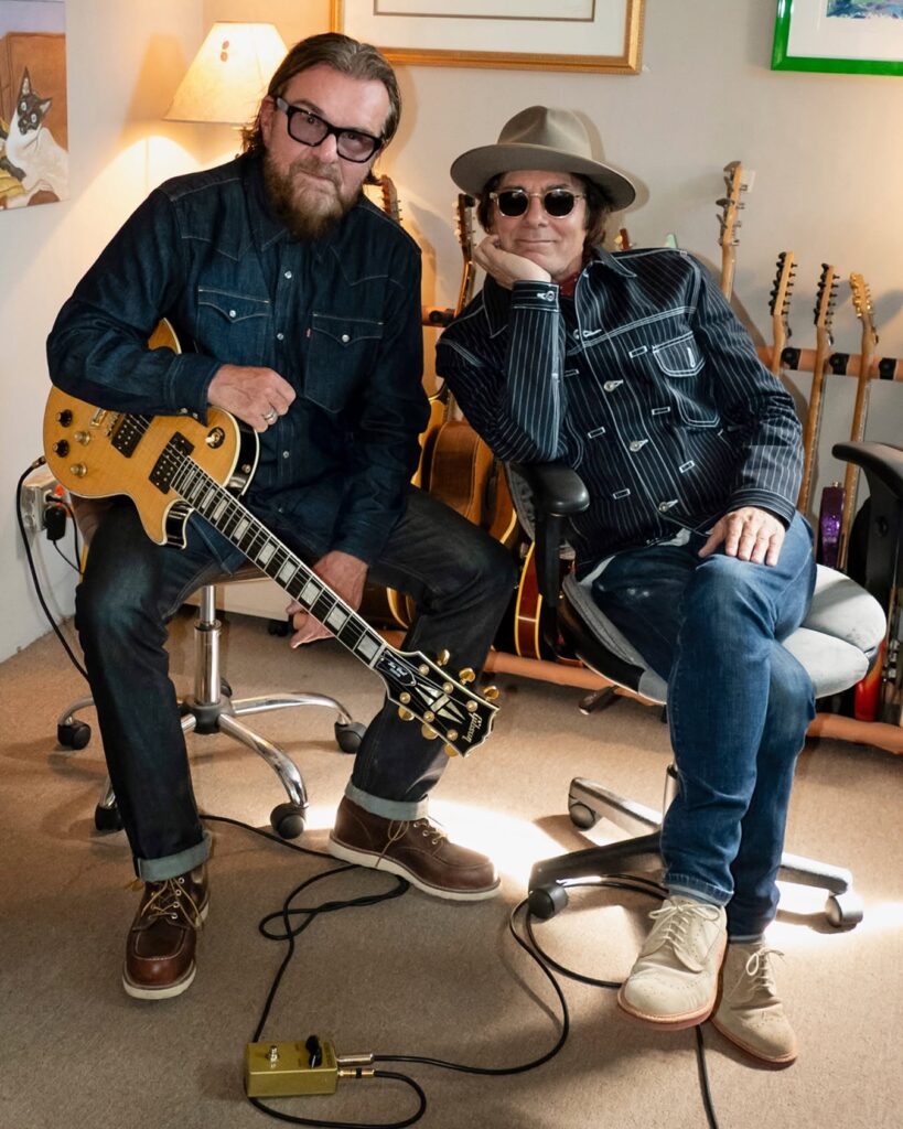 Billy Duffy with Mick Rossi