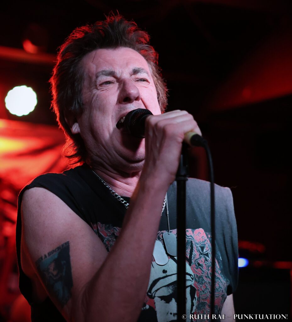 Desperate Measures - Eugene - Reading Facebar Aug 2026 - photo © Ruth Rae