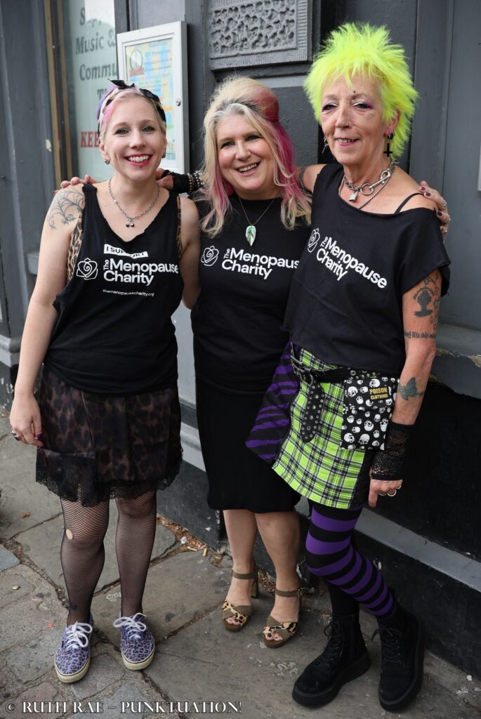 Marie, Cherry B and Lou - photo © Ruth Rae