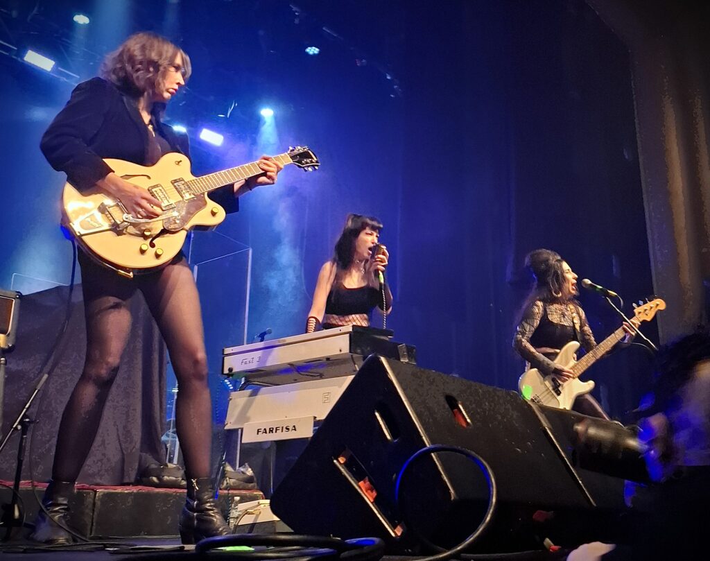 The Darts US - Tivoli, Brisbane Sep 2026 - photo by Phil Withall