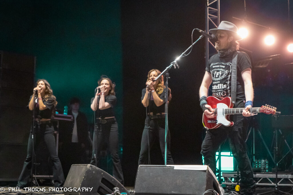 The Fratellis - RnR Circus 2026 - photo © Phil Thorns