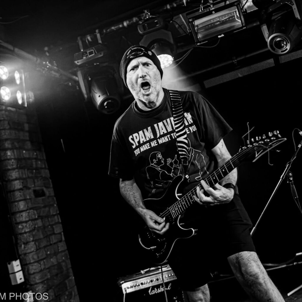 Crapsons Mike Markey - photo by Callum Clark